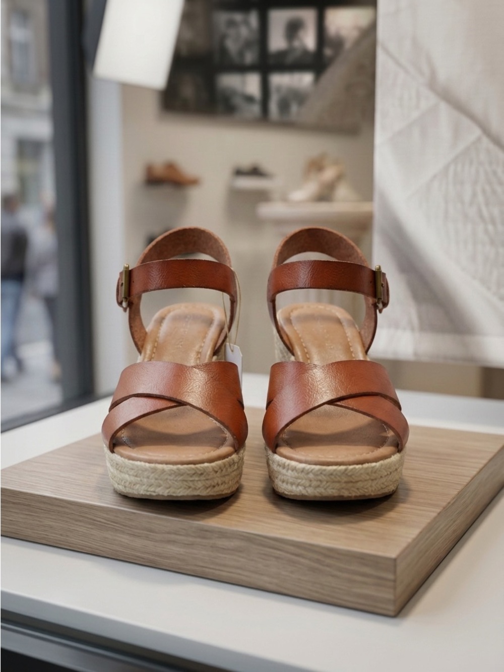 NWOT Women’s Cognac Leather Espadrille Wedge Sandals - Picture 2 of 3